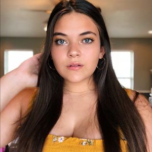 Meet your Posher, Peyton